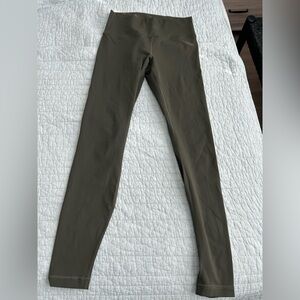 Lululemon Wunder Under Legging